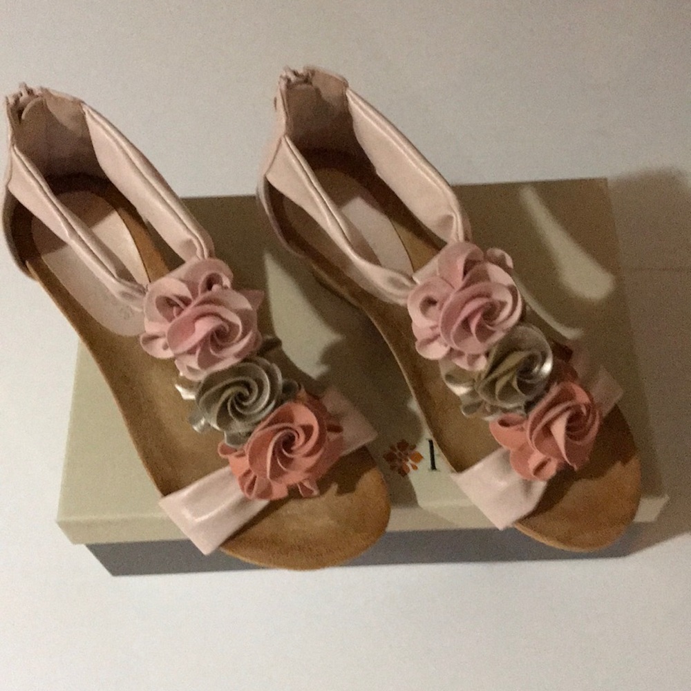 Patrizia Floral Wedge